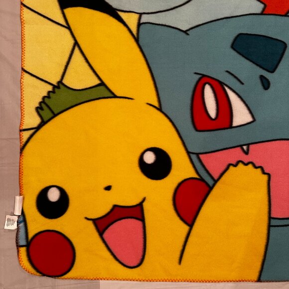 Pokemon Pikachu and Friends 57" x 44" Throw Blanket - Picture 9 of 12